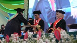Unissula Melepas 2049 Wisudawan Termasuk dari Australia dan Timor Leste