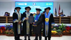 Mahasiswa Program PDTS Unissula Ukir Prestasi Akademik dengan IPK Tertinggi