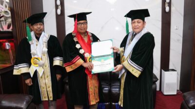 Pengakuan Akademik Tinggi: Dr. Rifai Terima Gelar Guru Besar Kehormatan