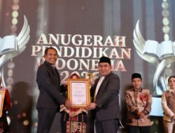 Top, FAI Unissula Raih Penghargaan Penggerak Pendidikan