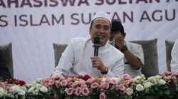 Gus Faiz di Khutbah Wada’ Unissula: Mahasiswa Harus Jadikan Ilmu sebagai Jalan Membahagiakan Orang Tua