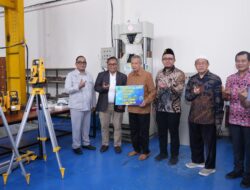 FT Unissula Terima Hibah Alat Lab dari YBWSA Senilai 1,7 Milyar